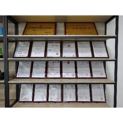 榮譽(yù)證書